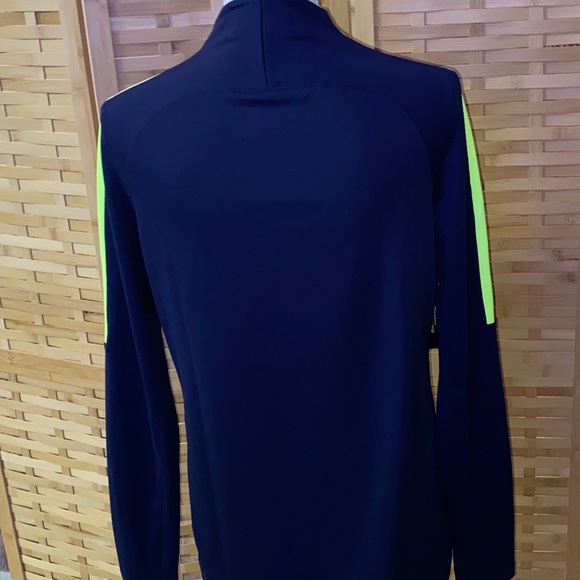 NIKE DRI-FIT *NWT* WOMEN’S Quarter Zip Jacket - Picture 4 of 8
